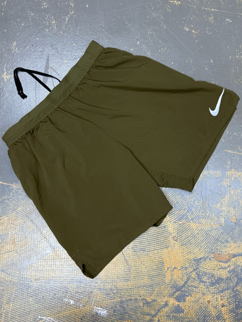 Nike Flex Distance 7” Running Shorts Olive Green AT4014-395 Medium Challenger
